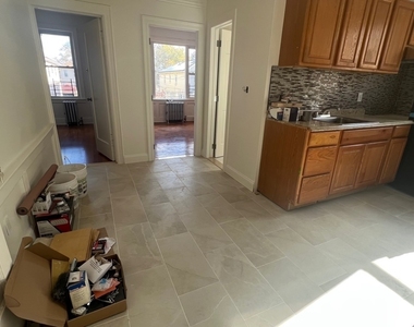 508 East 45 Street - Photo Thumbnail 1