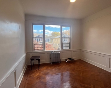 508 East 45 Street - Photo Thumbnail 3