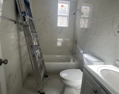 508 East 45 Street - Photo Thumbnail 7