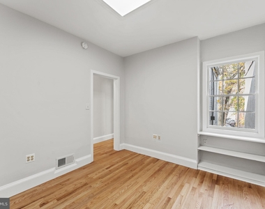 2423 I Street Nw - Photo Thumbnail 19