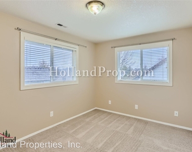 12860 Sw Harlequin Dr - Photo Thumbnail 12