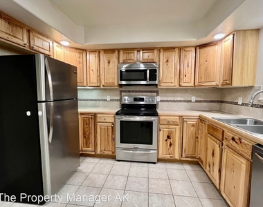 1555 Eielson St - Photo Thumbnail 3