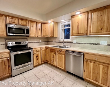 1555 Eielson St - Photo Thumbnail 4