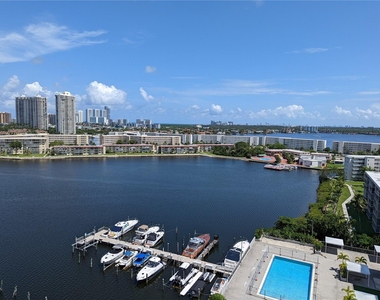 18021 Biscayne Blvd - Photo Thumbnail 31