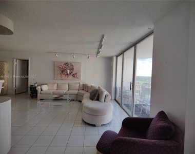 18021 Biscayne Blvd - Photo Thumbnail 16