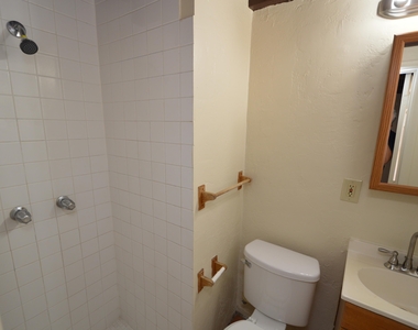 2301 N Northway Avenue - Photo Thumbnail 8