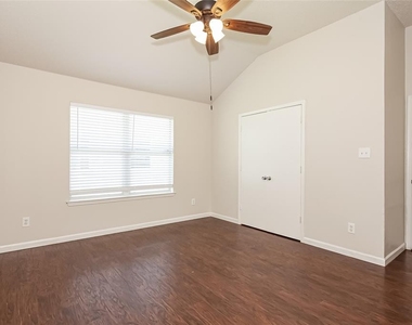 10080 Chapel Oak Trail - Photo Thumbnail 9