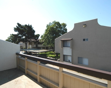 2073 Santa Rita Street - Photo Thumbnail 12