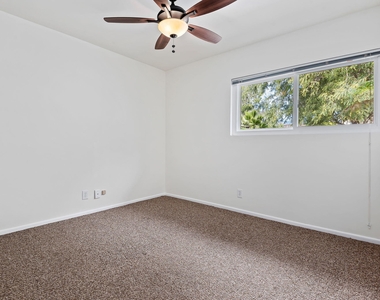 1111 Crestline - Photo Thumbnail 12