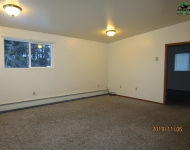 2230 Brewis Boulevard - Photo Thumbnail 3