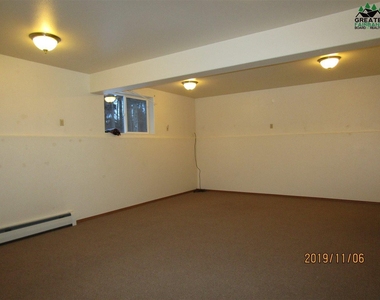 2230 Brewis Boulevard - Photo Thumbnail 15