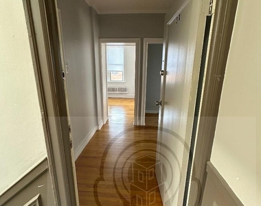 1361 West Estes Avenue - Photo Thumbnail 2