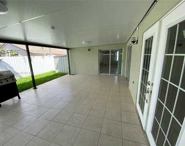 17136 Sw 143rd Pl - Photo Thumbnail 24