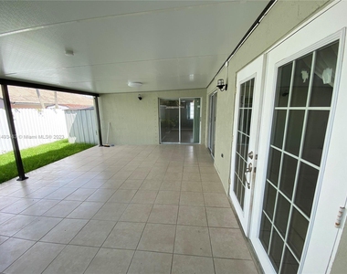 17136 Sw 143rd Pl - Photo Thumbnail 23