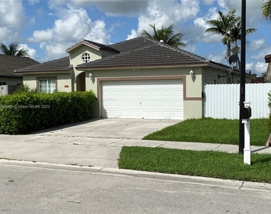 17136 Sw 143rd Pl - Photo Thumbnail 1