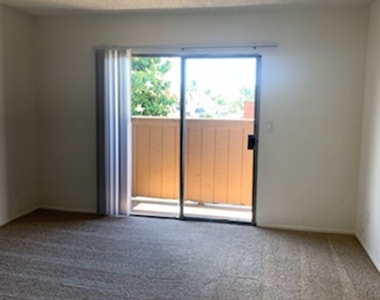 8381 Garden Grove Blvd - Photo Thumbnail 5