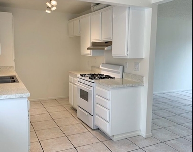8381 Garden Grove Blvd - Photo Thumbnail 3