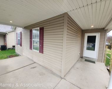 4816 Brenda Way - Photo Thumbnail 1