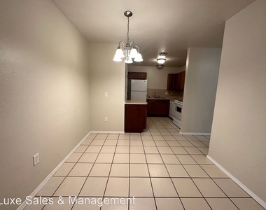 1738 West Palm Place - Photo Thumbnail 4