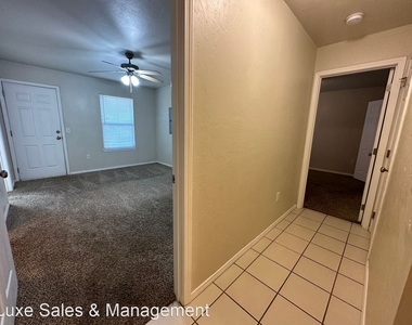 1738 West Palm Place - Photo Thumbnail 12