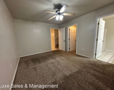 1738 West Palm Place - Photo Thumbnail 13