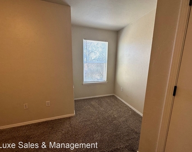 1738 West Palm Place - Photo Thumbnail 25