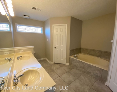 5563 Annandale Dr - Photo Thumbnail 13