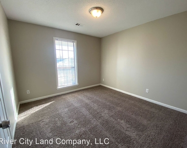 5563 Annandale Dr - Photo Thumbnail 17