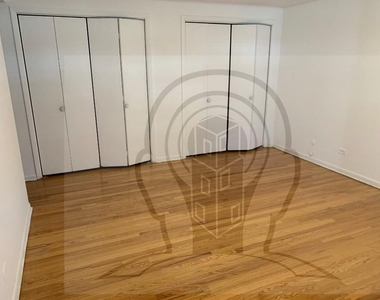 8644 Skokie Boulevard - Photo Thumbnail 13