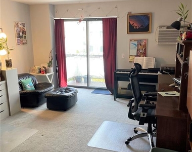 21 Lake Street - Photo Thumbnail 17