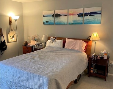 21 Lake Street - Photo Thumbnail 13