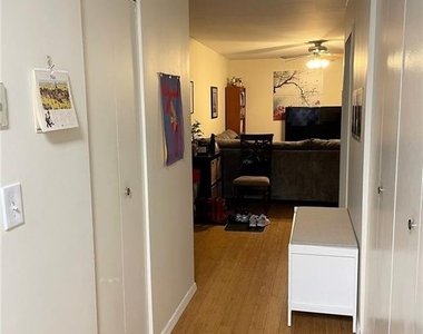 21 Lake Street - Photo Thumbnail 11