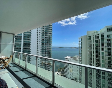 1300 Brickell Bay Dr - Photo Thumbnail 4