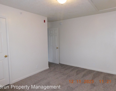 430 E. Red Bud Rd. Trevor Trace Apartments - Photo Thumbnail 13