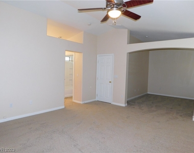 5419 Railroad River Avenue - Photo Thumbnail 16