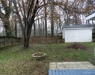 5906 White Cliffs Drive - Photo Thumbnail 16