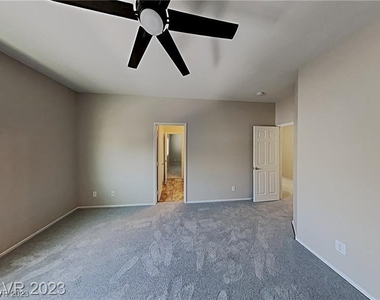 9594 Vega Carpio Avenue - Photo Thumbnail 12