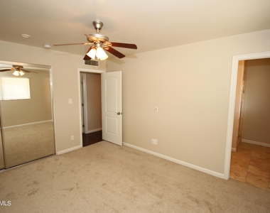 7240 E Oak Street - Photo Thumbnail 16