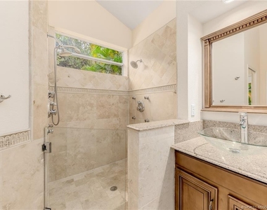 3237 Sw Solitaire Palm Drive - Photo Thumbnail 11