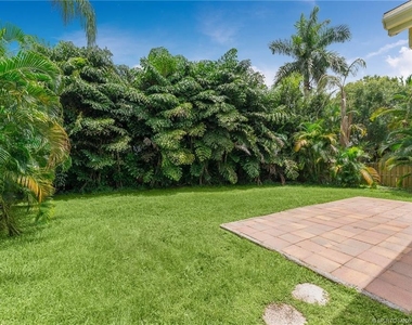 3237 Sw Solitaire Palm Drive - Photo Thumbnail 1