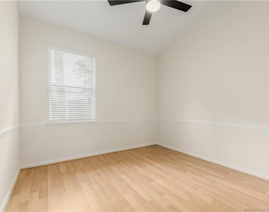 3237 Sw Solitaire Palm Drive - Photo Thumbnail 12