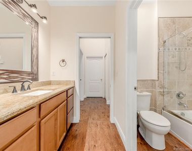 3237 Sw Solitaire Palm Drive - Photo Thumbnail 15