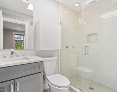 1279 Oates Street Ne - Photo Thumbnail 16