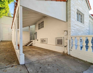 10472 Ashton Ave - Photo Thumbnail 24