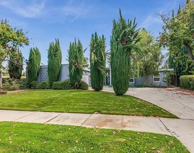 6236 Capistrano Avenue - Photo Thumbnail 12