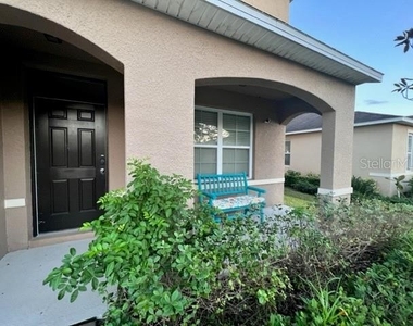 2204 Sequoia Way - Photo Thumbnail 1