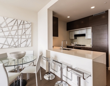 100 West 31st Street, Unit 36E - Photo Thumbnail 1