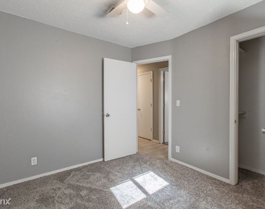 405 Rock Pl - Photo Thumbnail 4