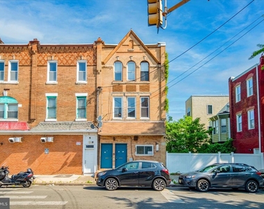 3907 Spring Garden St - Photo Thumbnail 0