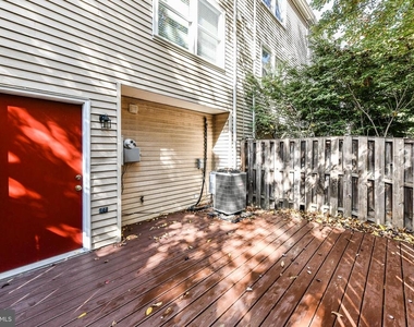 6857 Washington Blvd - Photo Thumbnail 23